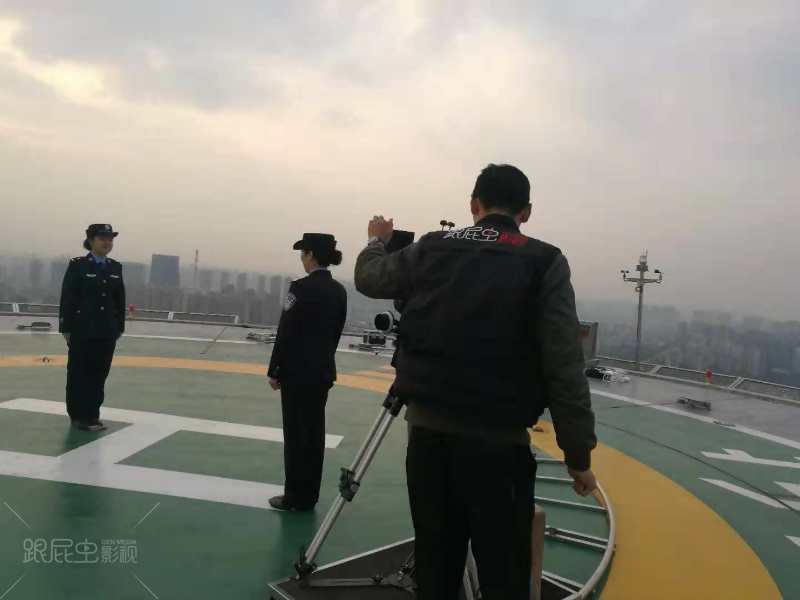 1543585082140399.jpg 9.jpg